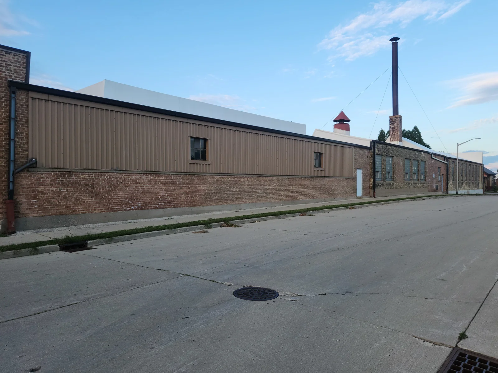 Manufacturing Building — Sale in Milwaukee, WI, photo 4 of 4