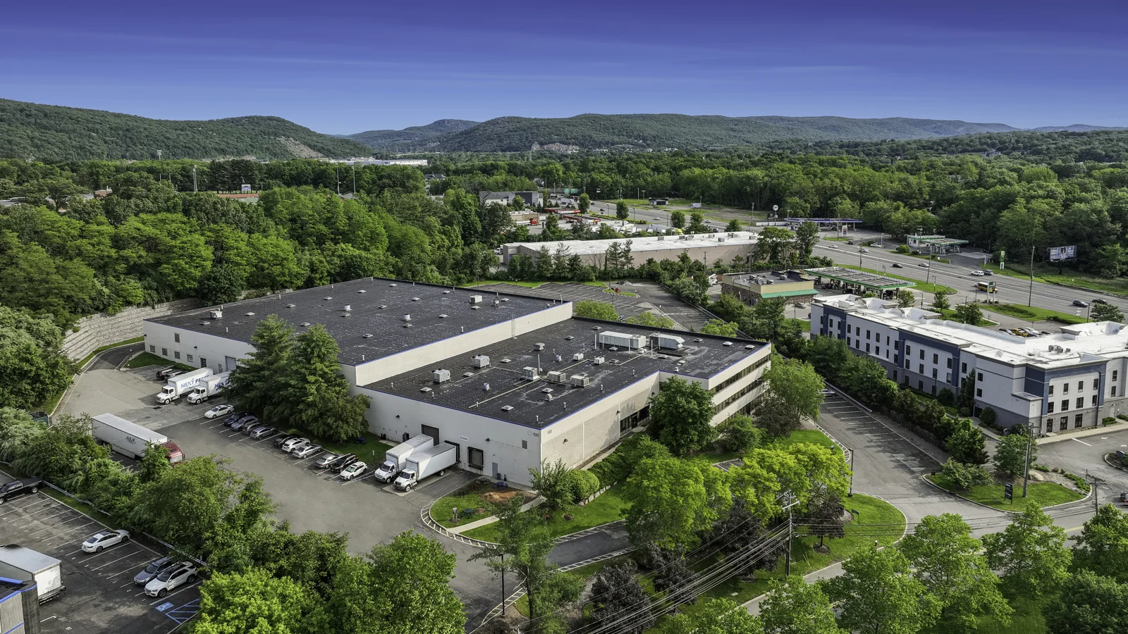 100 Corporate Drive — Lease in Mahwah, NJ, photo 5 of 7