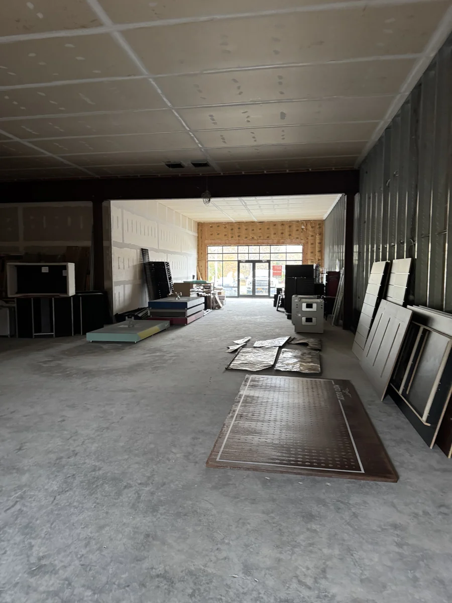Retail in Halfmoon, NY — Lease in Halfmoon, NY, photo 4 of 5