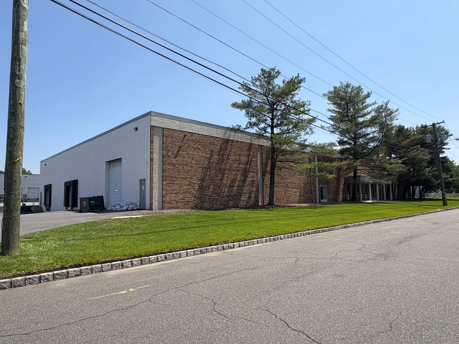Industrial in Fairfield, NJ — Lease in Fairfield, NJ, photo 1 of 1