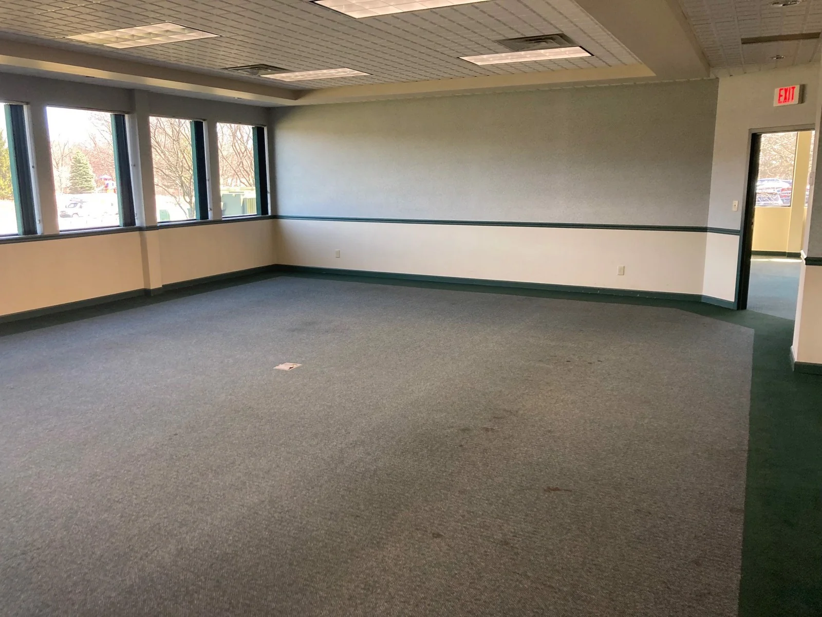 Office in Albany, NY — Lease in Albany, NY, photo 4 of 8