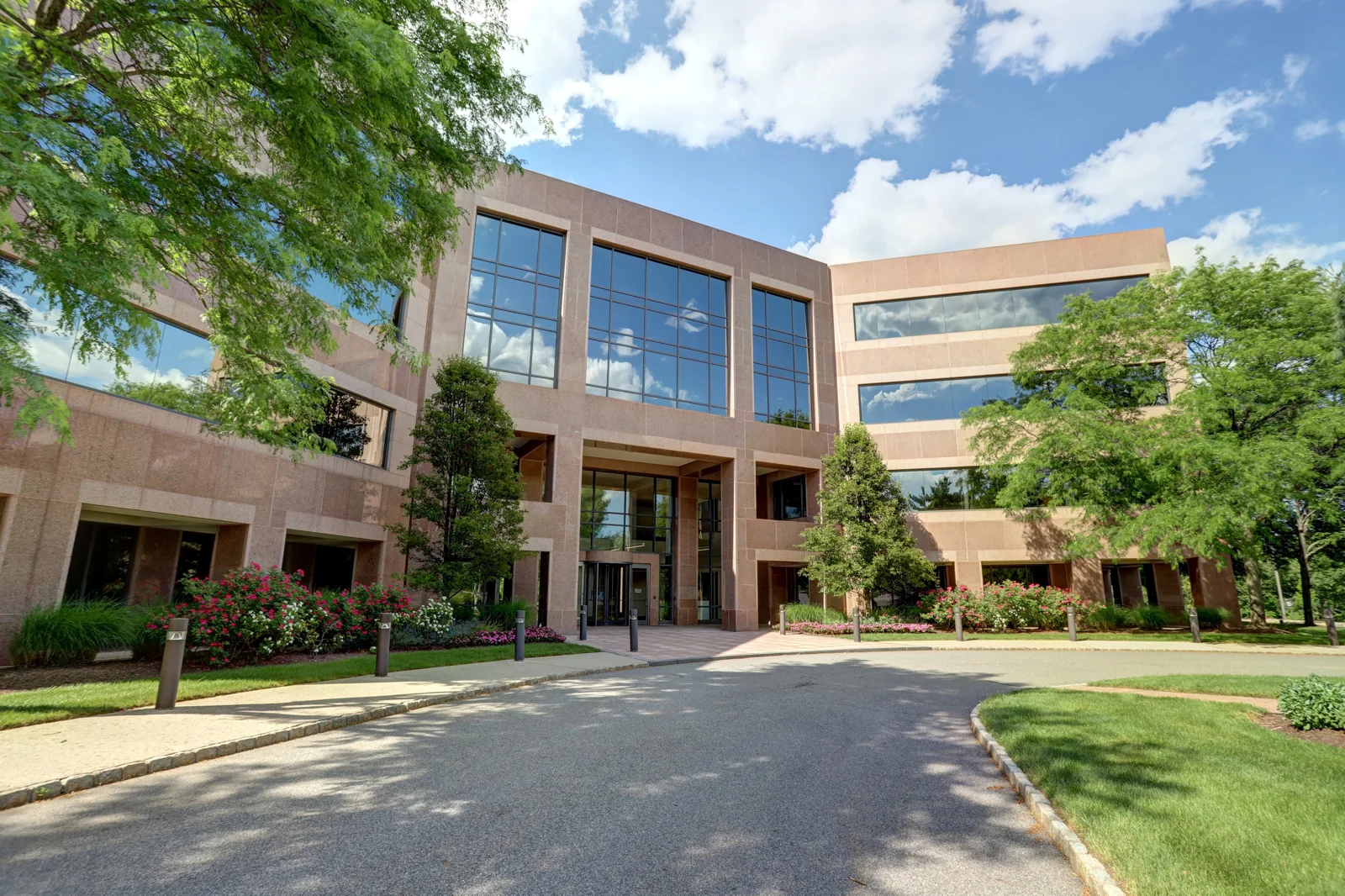 Park Avenue at Morris County — Lease in Florham Park, NJ, photo 8 of 8
