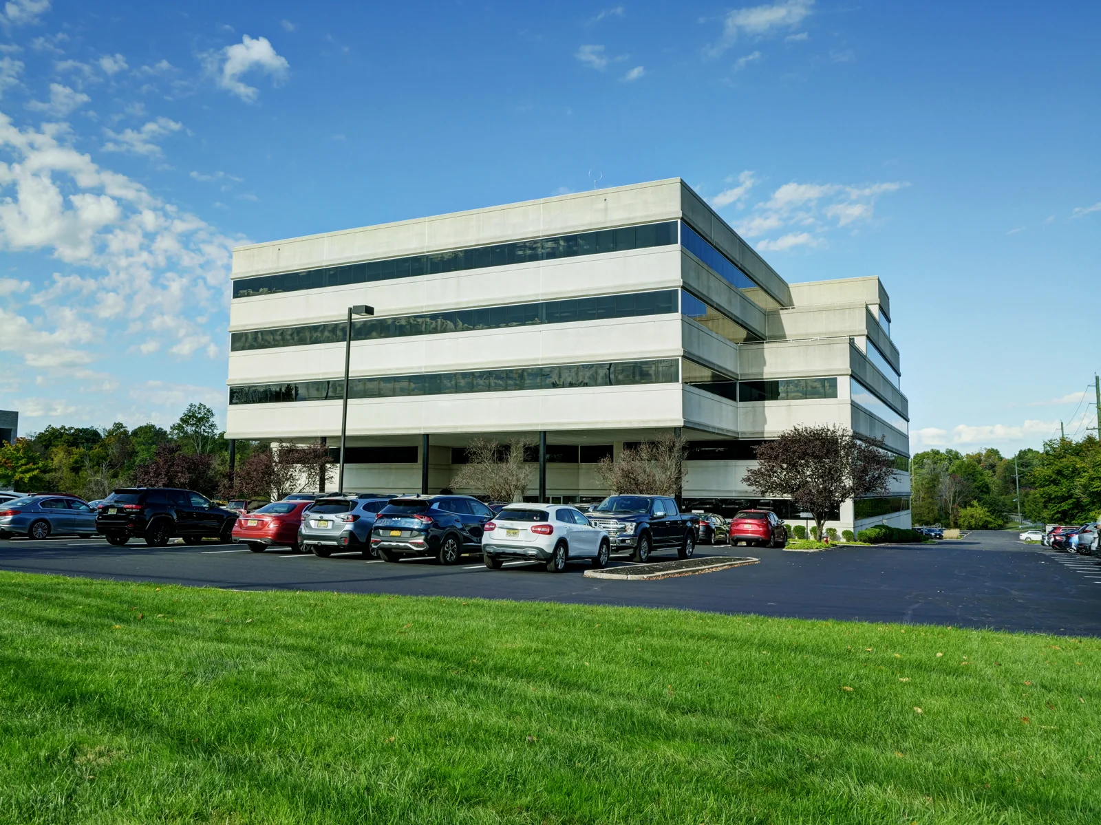 285 Davidson Avenue, Somerset, NJ — Lease in Franklin Township, NJ, photo 2 of 8