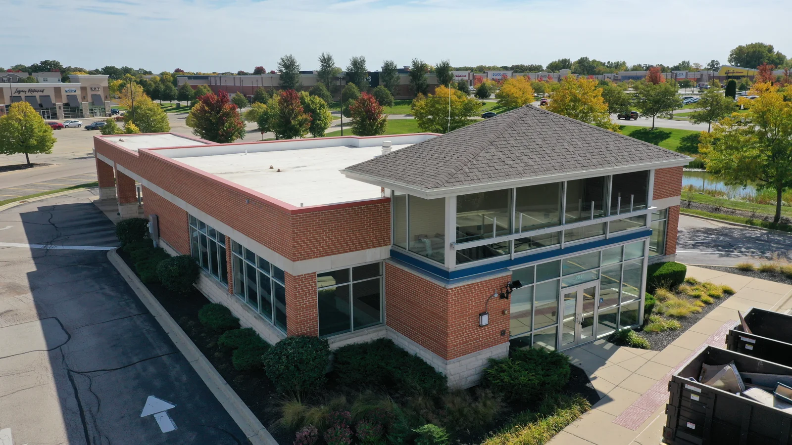Retail in McHenry, IL