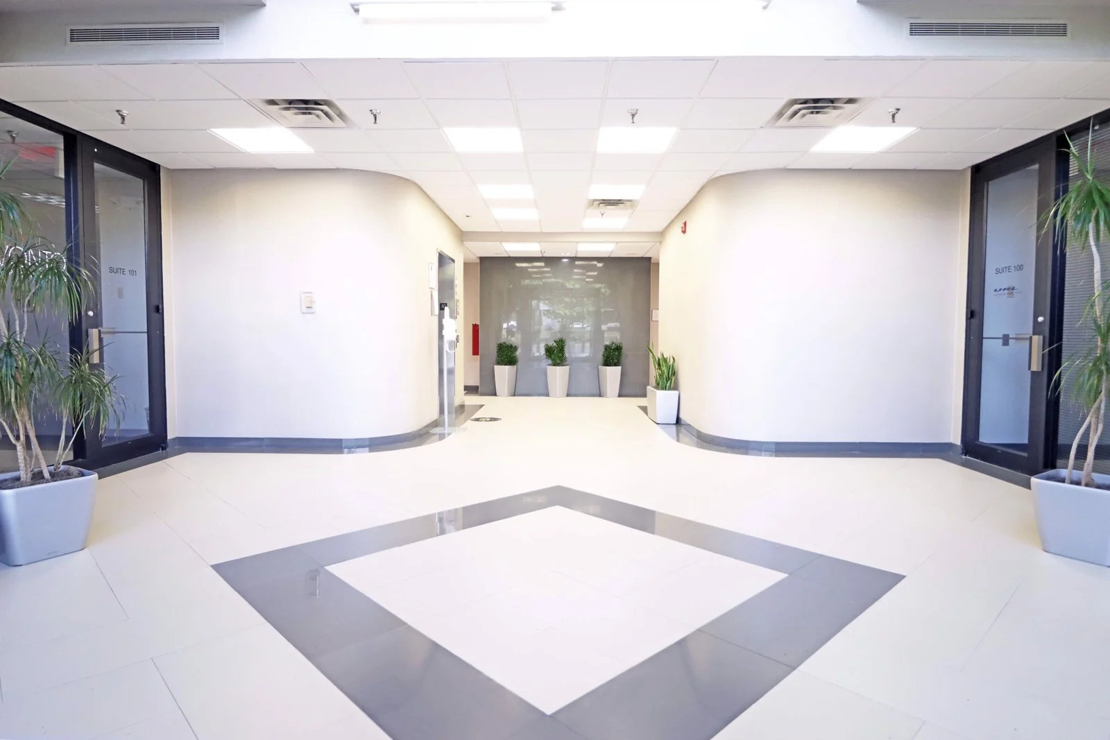 1170 US Highway 22 — Lease in Bridgewater, NJ, photo 2 of 3