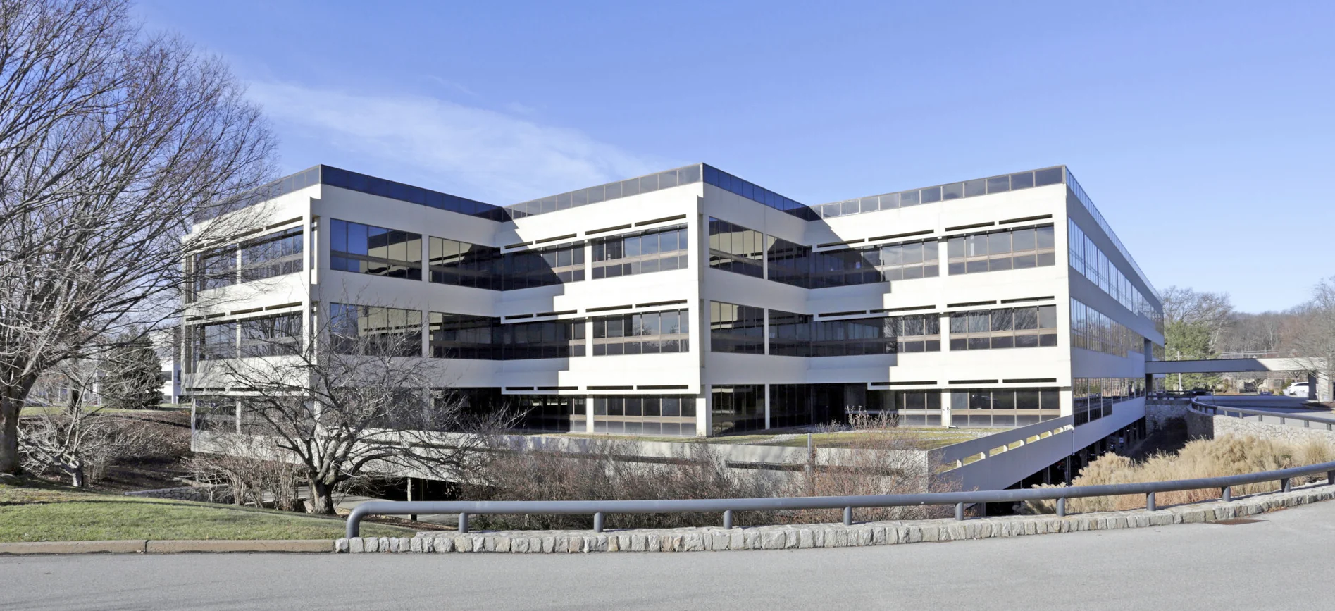 10 Sentry Parkway - Sentry Park — Lease in Blue Bell, PA, photo 1 of 4