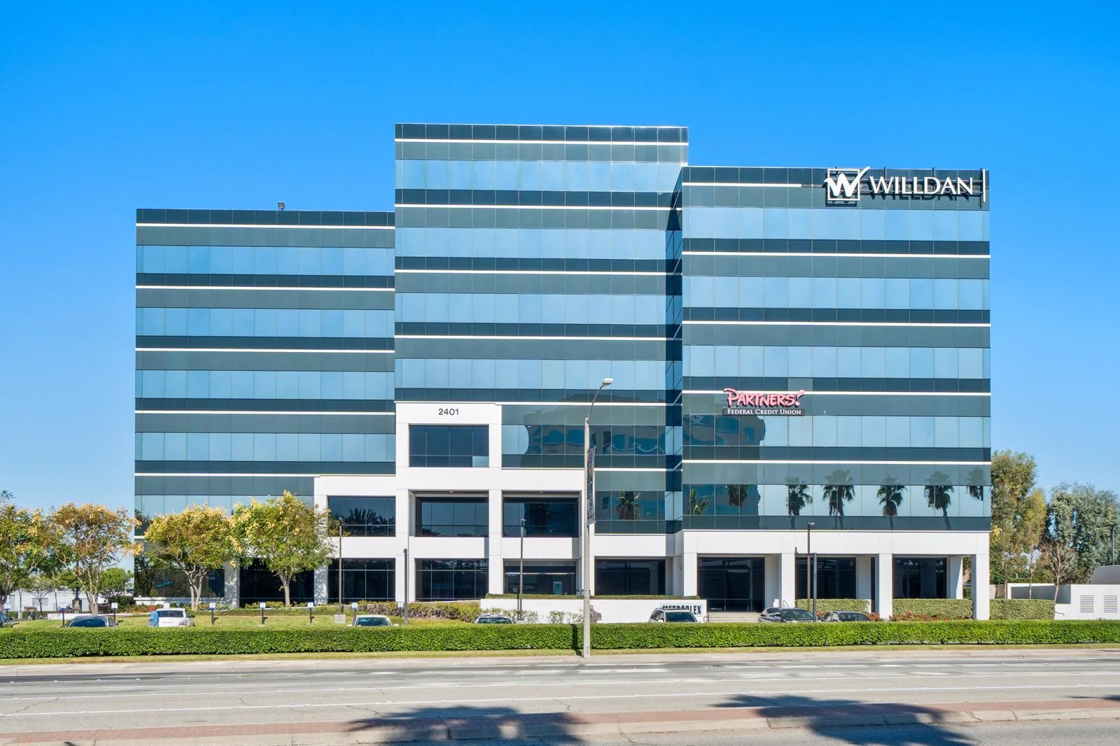 Metroplex — Lease in Anaheim, CA, photo 2 of 6