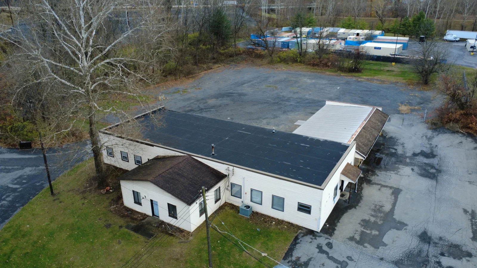 Flex Space With Outdoor Storage — Lease in East Stroudsburg, PA, photo 1 of 4