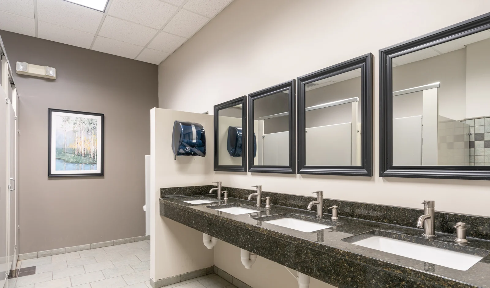 Office in Wilmington, DE — Lease in Wilmington, DE, photo 5 of 8