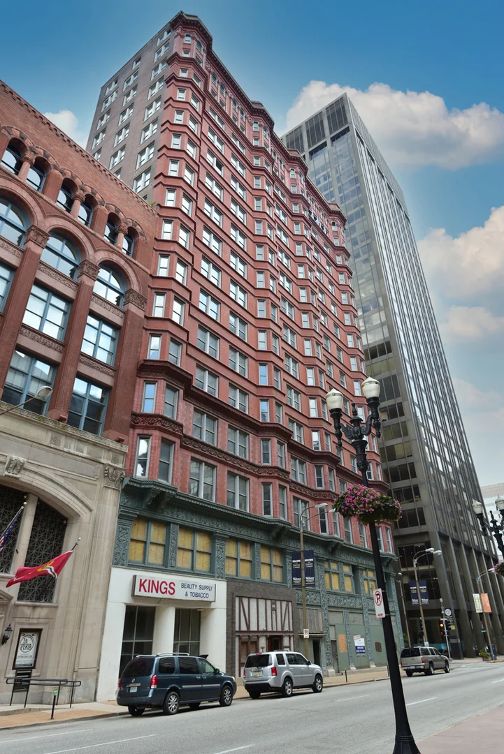 The Chemical Building — Sale in St. Louis, MO, photo 1 of 4