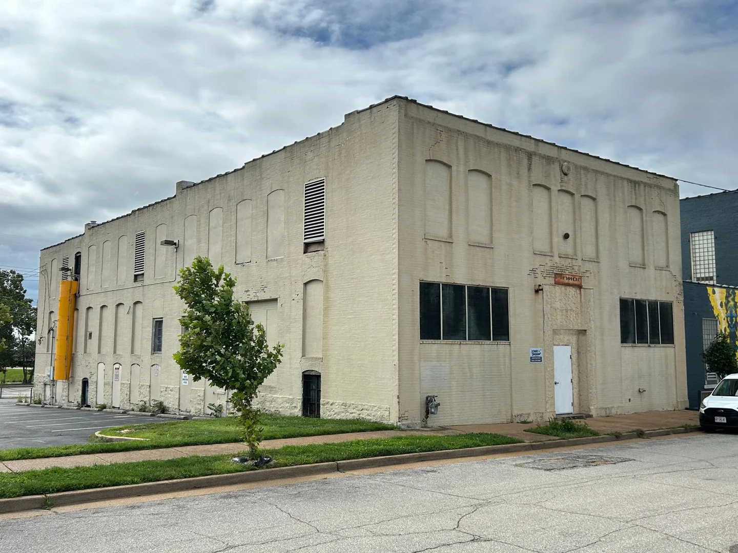 1210 S. 8th Street — Sale in St. Louis, MO, photo 1 of 1