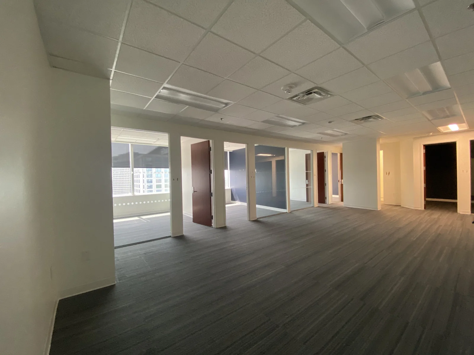 150 West Main — Lease in Norfolk, VA, photo 4 of 4