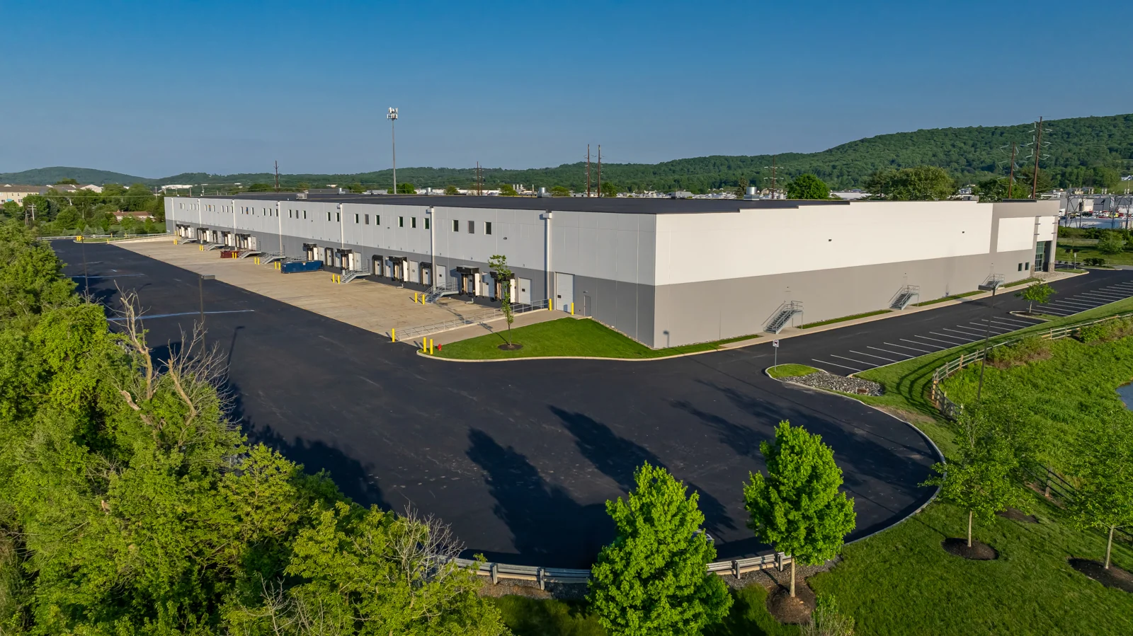 Lehigh Valley Crossings — Lease in Macungie, PA, photo 2 of 7