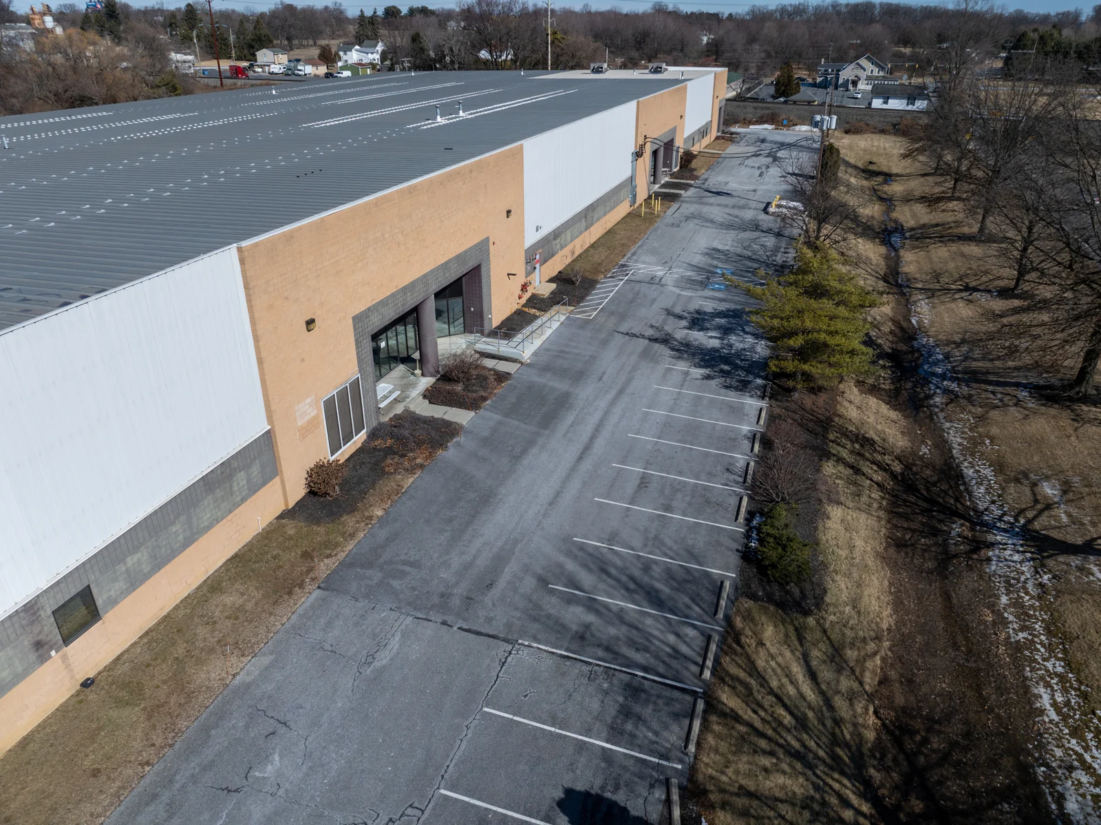 6923 Schantz Road, Allentown, PA — Lease in Allentown, PA, photo 2 of 8