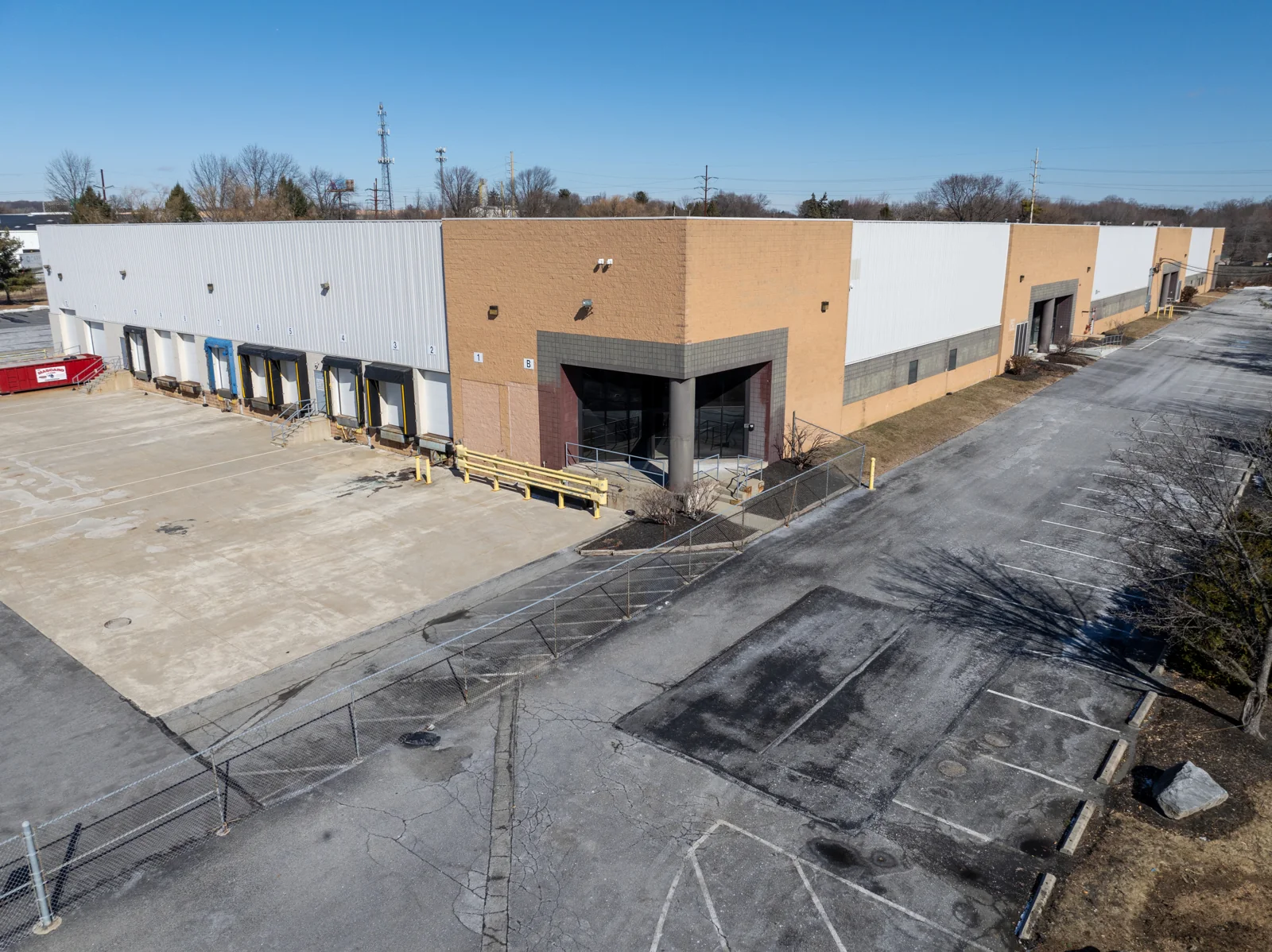 6923 Schantz Road, Allentown, PA — Lease in Allentown, PA, photo 3 of 8
