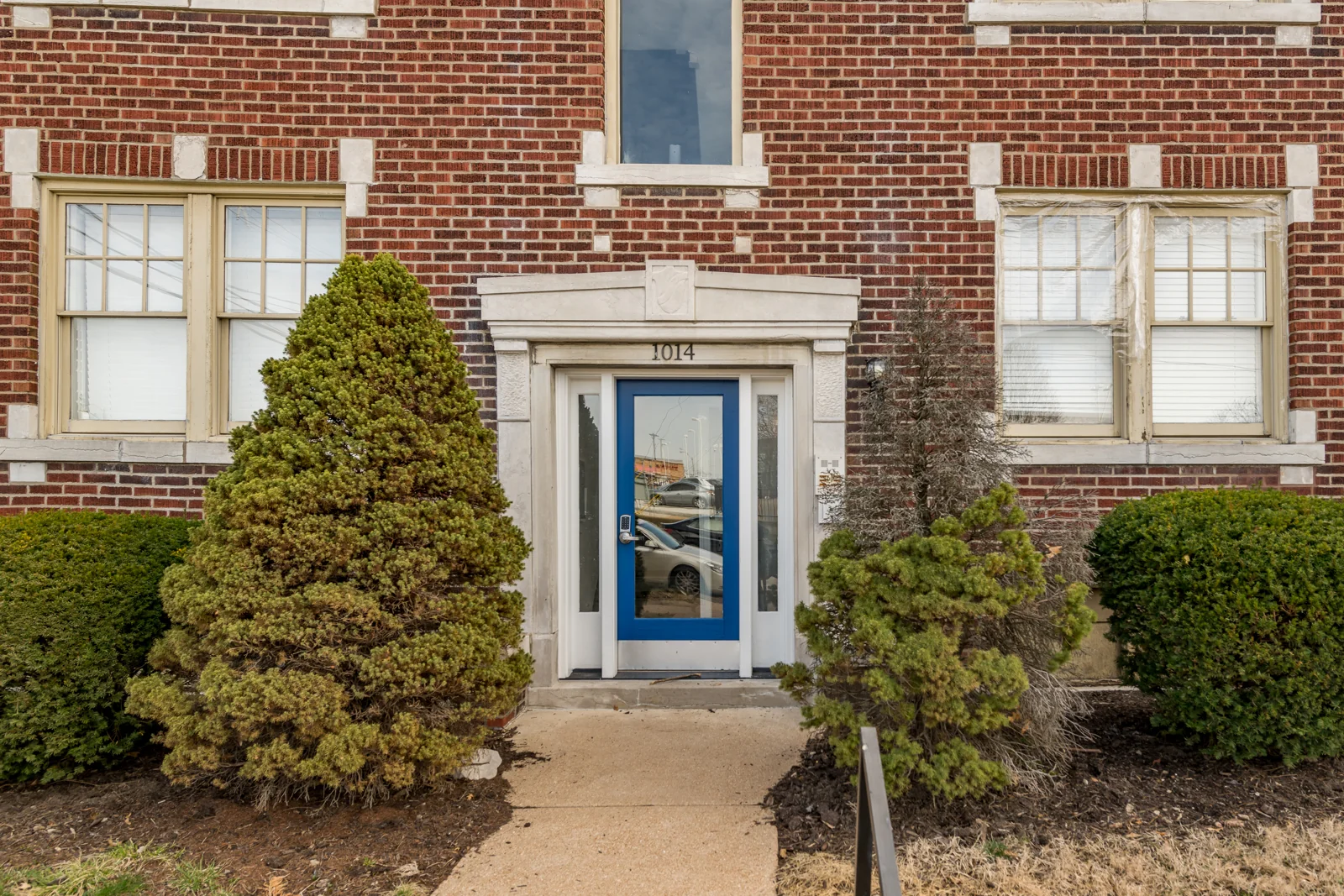 Oakview Apartments — Sale in St. Louis, MO, photo 3 of 8