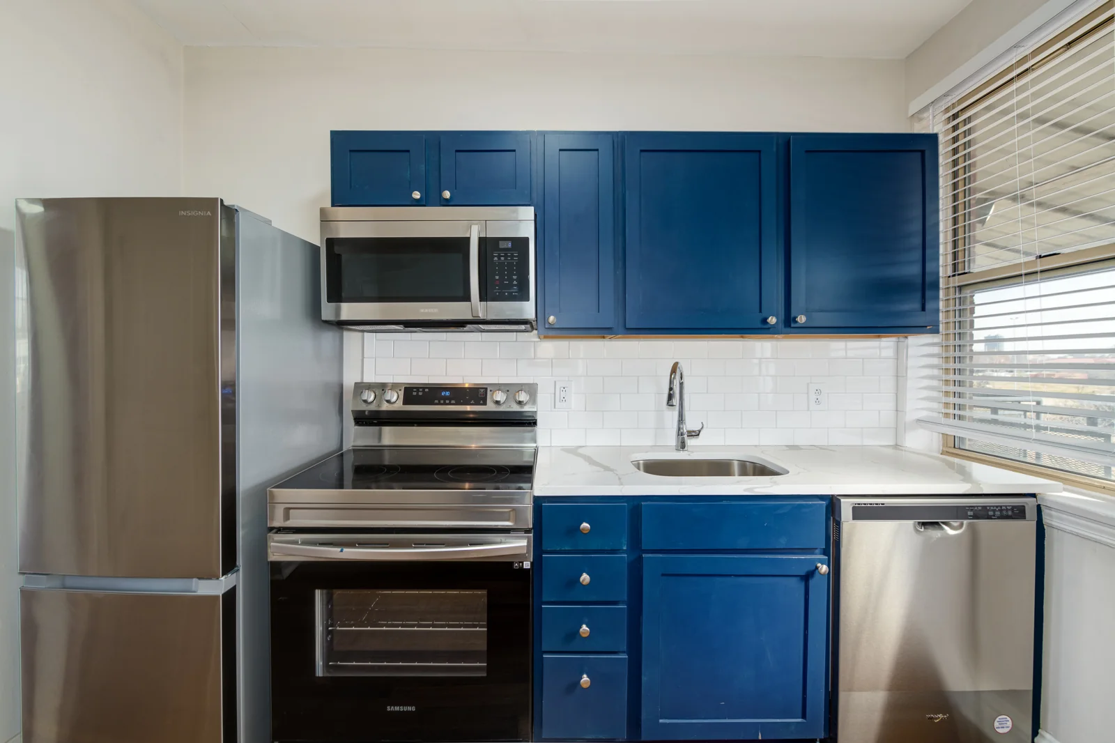 Oakview Apartments — Sale in St. Louis, MO, photo 4 of 8