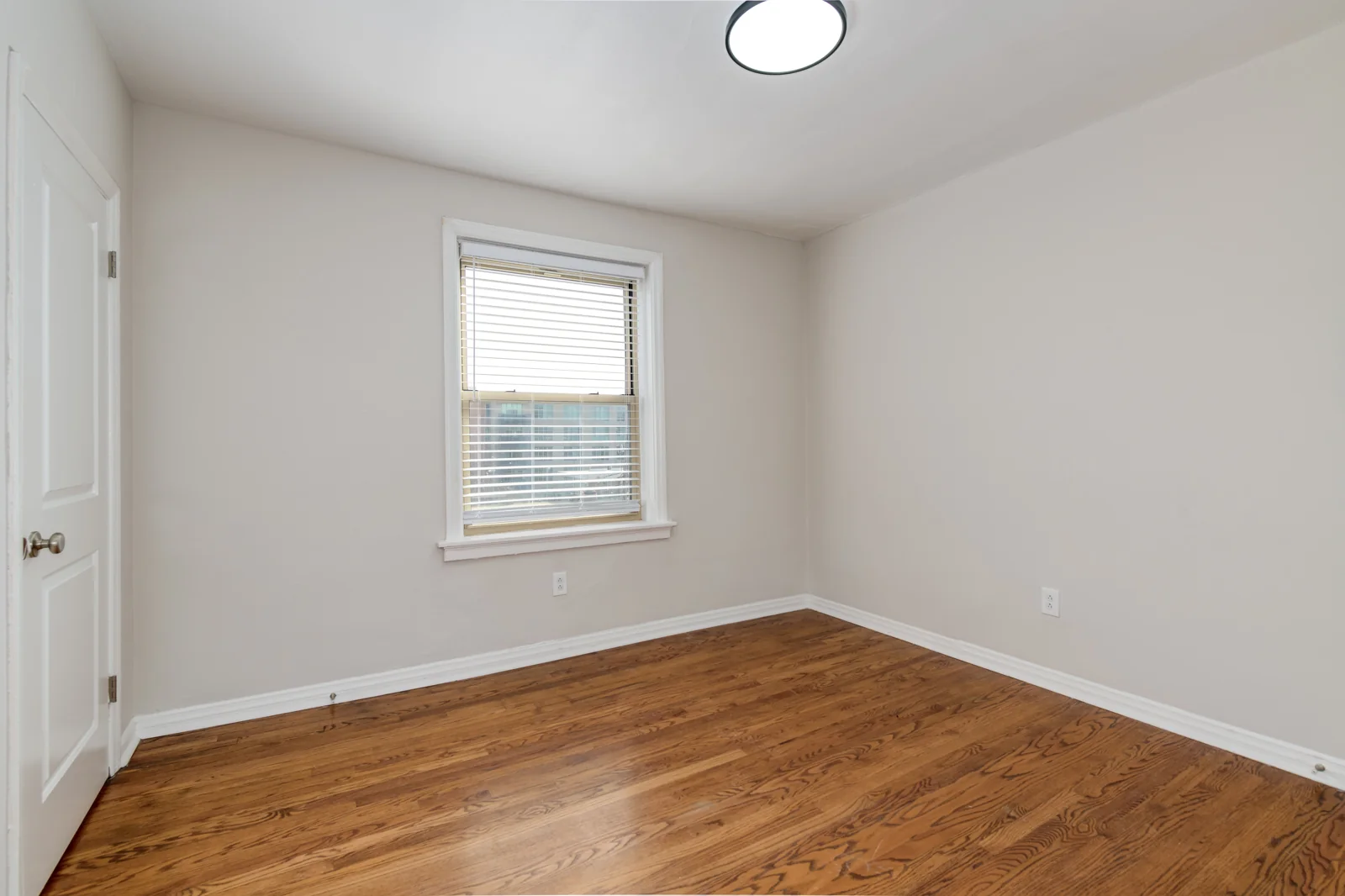 Oakview Apartments — Sale in St. Louis, MO, photo 6 of 8