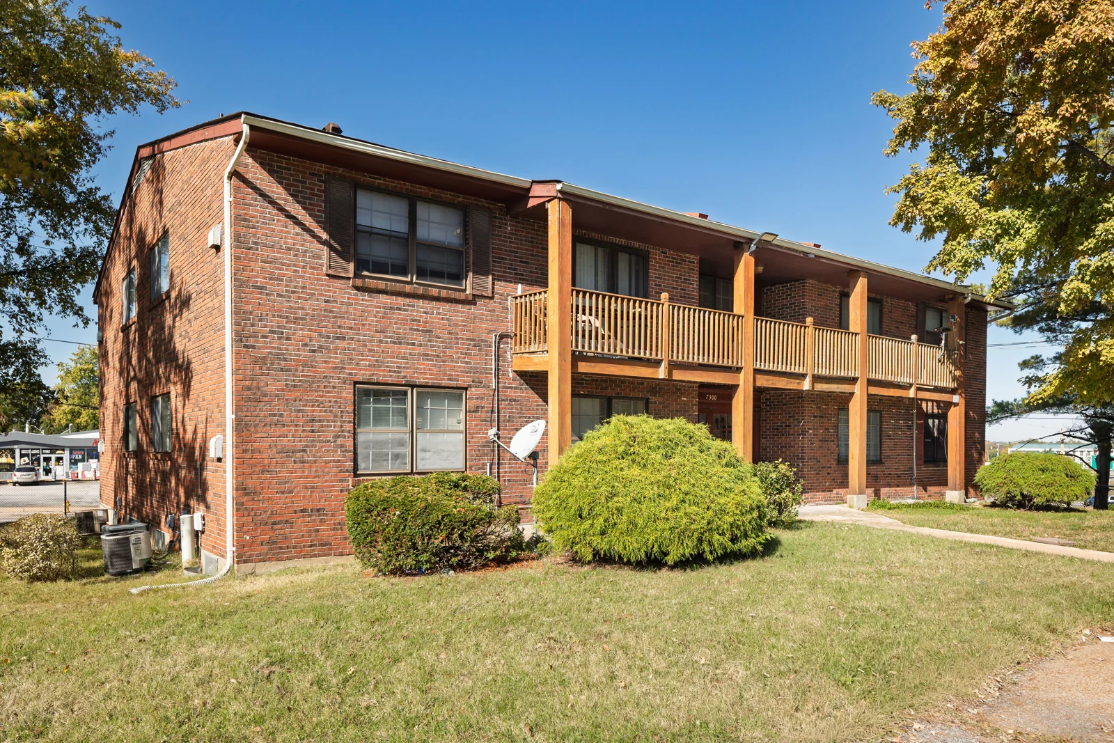 Morningside Condominiums — Sale in Hazelwood, MO, photo 4 of 7