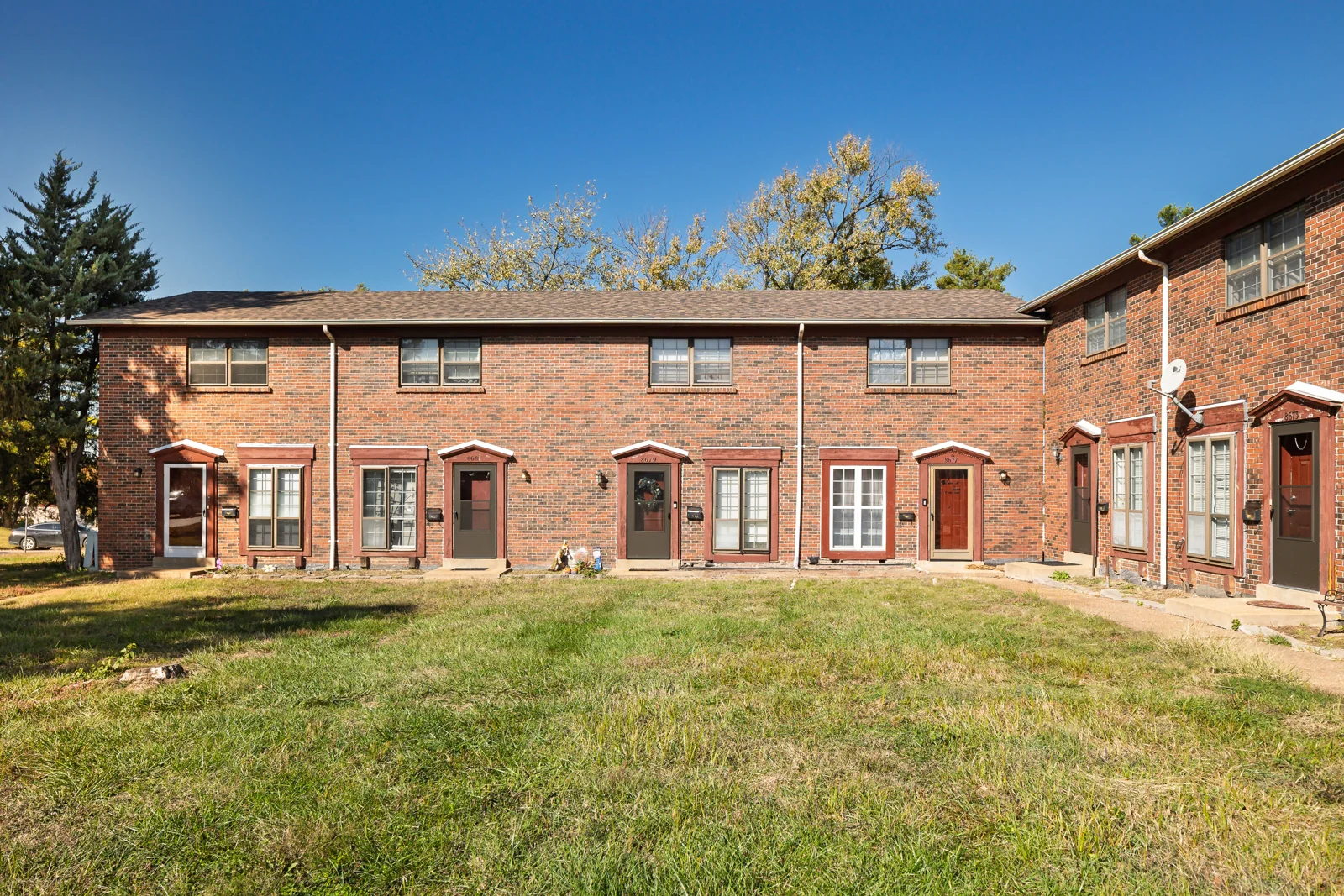 Morningside Condominiums — Sale in Hazelwood, MO, photo 5 of 7