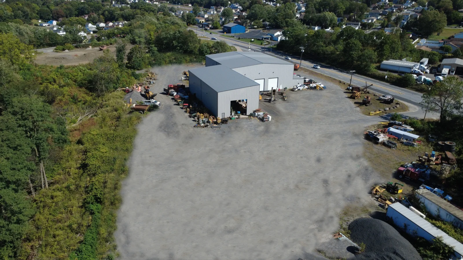 Industrial Outdoor Storage - Truck and Equipment… — Sale in Pittston, PA, photo 3 of 3