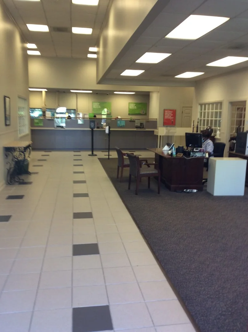 Former Regions Bank — Sale in Leland, MS, photo 5 of 8