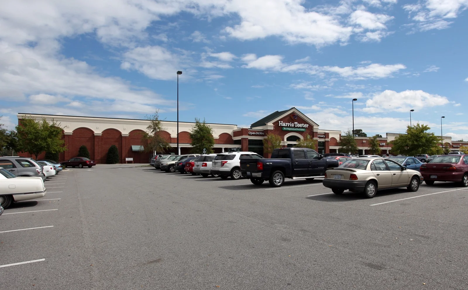 Bells Fork Shopping Center — Lease in Greenville, NC, photo 2 of 4