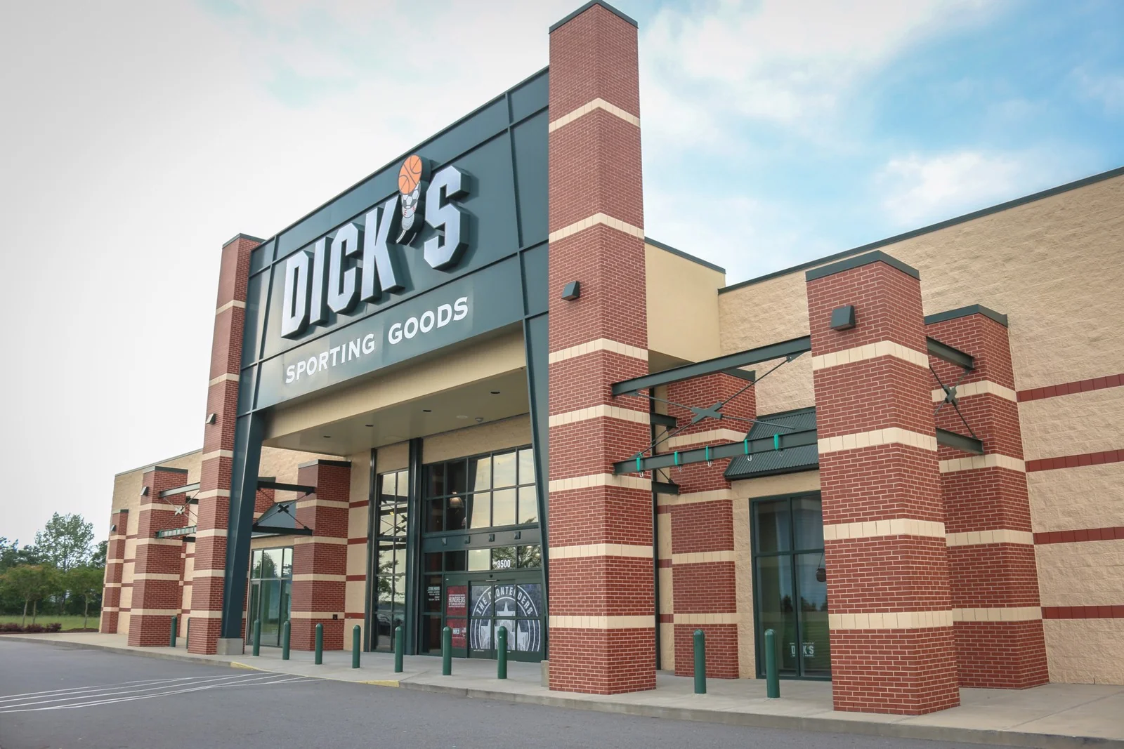 11 Galleria — Lease in Greenville, NC, photo 3 of 3
