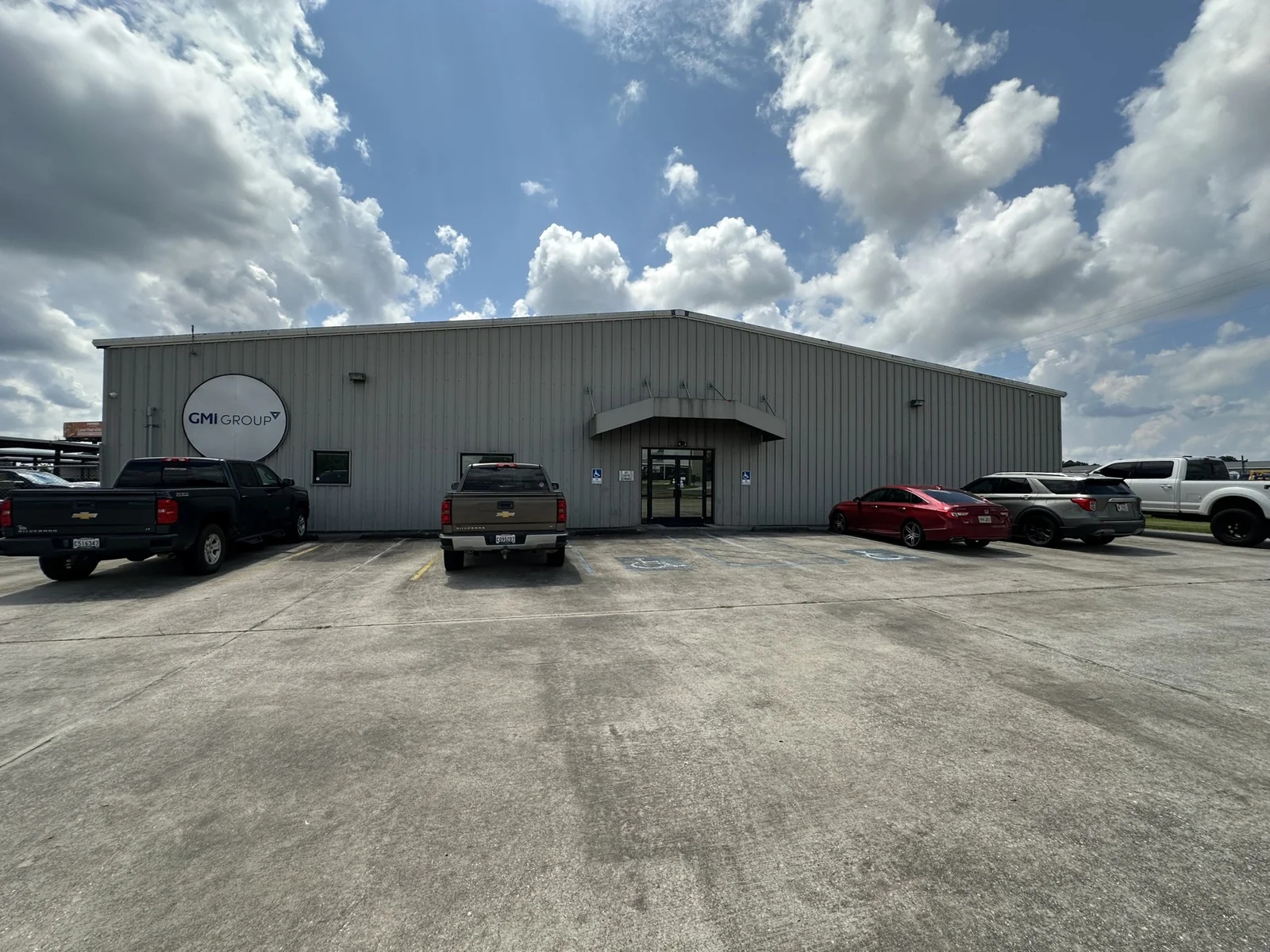 IOS Facility for Sale — Sale in Broussard, LA, photo 2 of 8