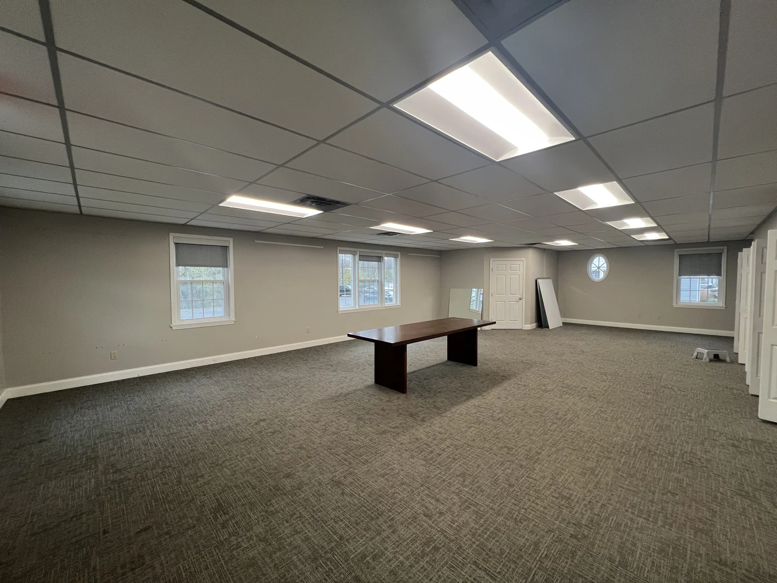 Office in East Syracuse, NY — Lease in East Syracuse, NY, photo 2 of 7