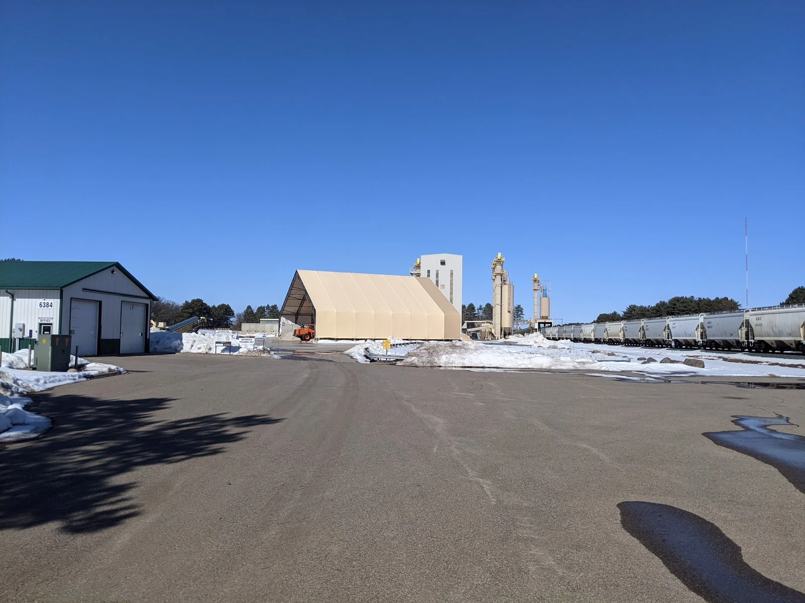 6384 North Branch — Sale in North Branch, MN, photo 2 of 3