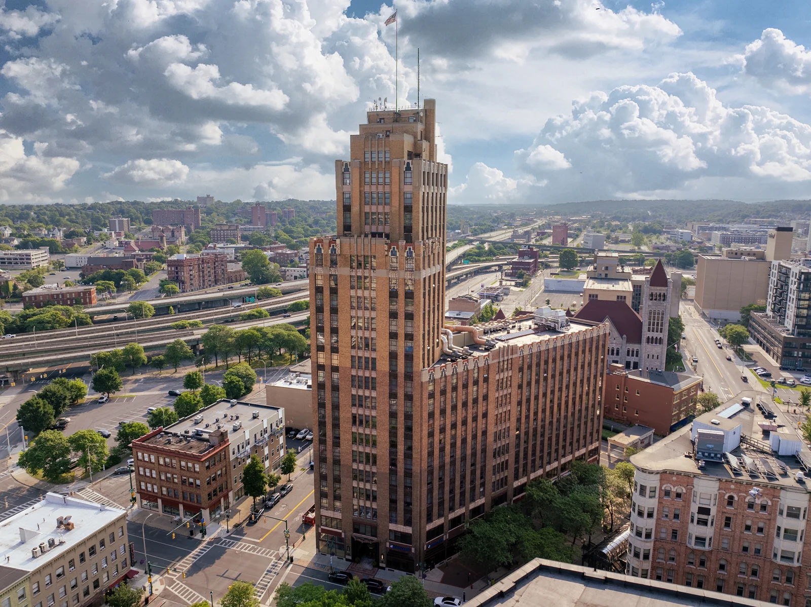State Tower — Lease in Syracuse, NY, photo 1 of 6