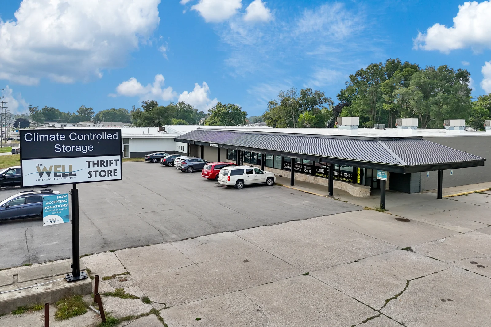 Retail in Newton, IA — Sale in Newton, IA, photo 2 of 4
