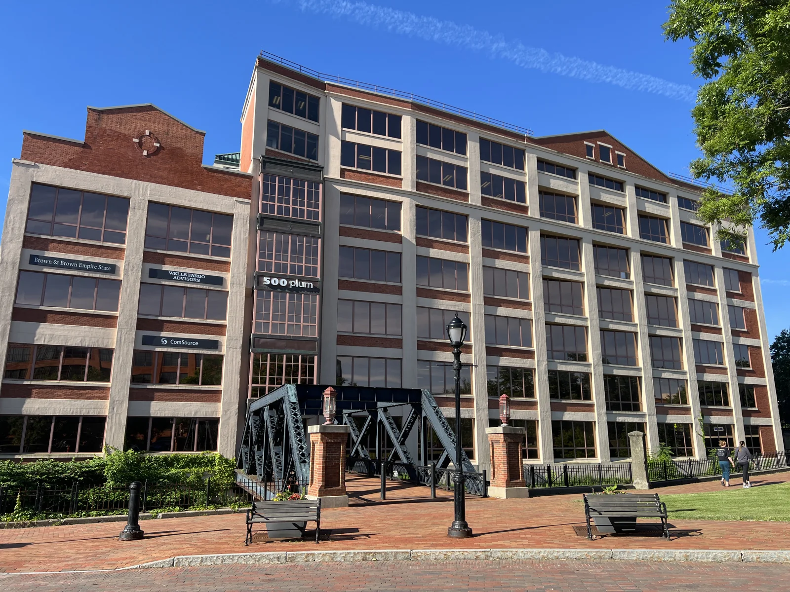 Office in Syracuse, NY — Lease in Syracuse, NY, photo 1 of 5