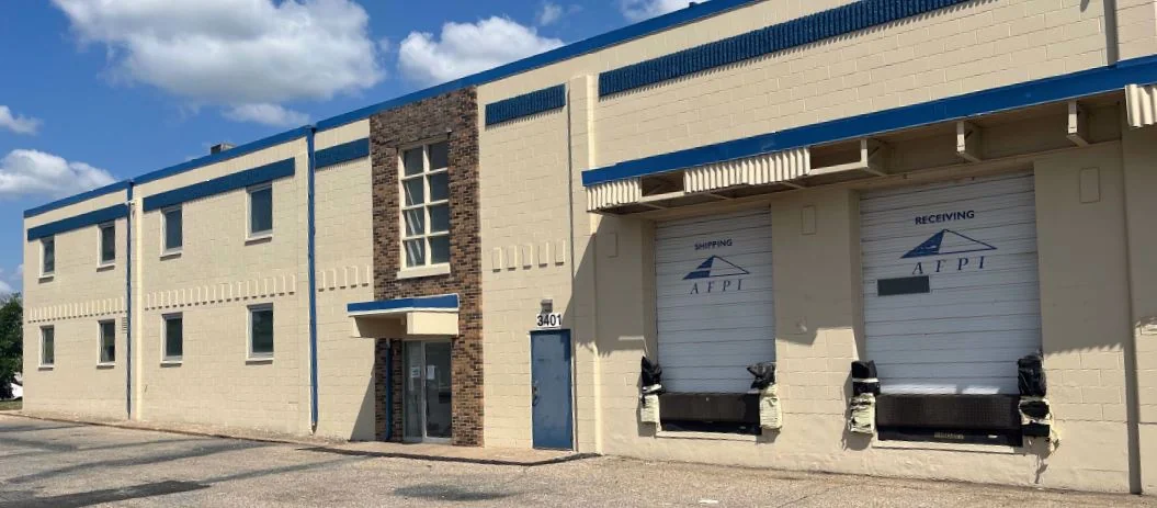 3401 NE Spring Street - photo 1 - Minneapolis, MN