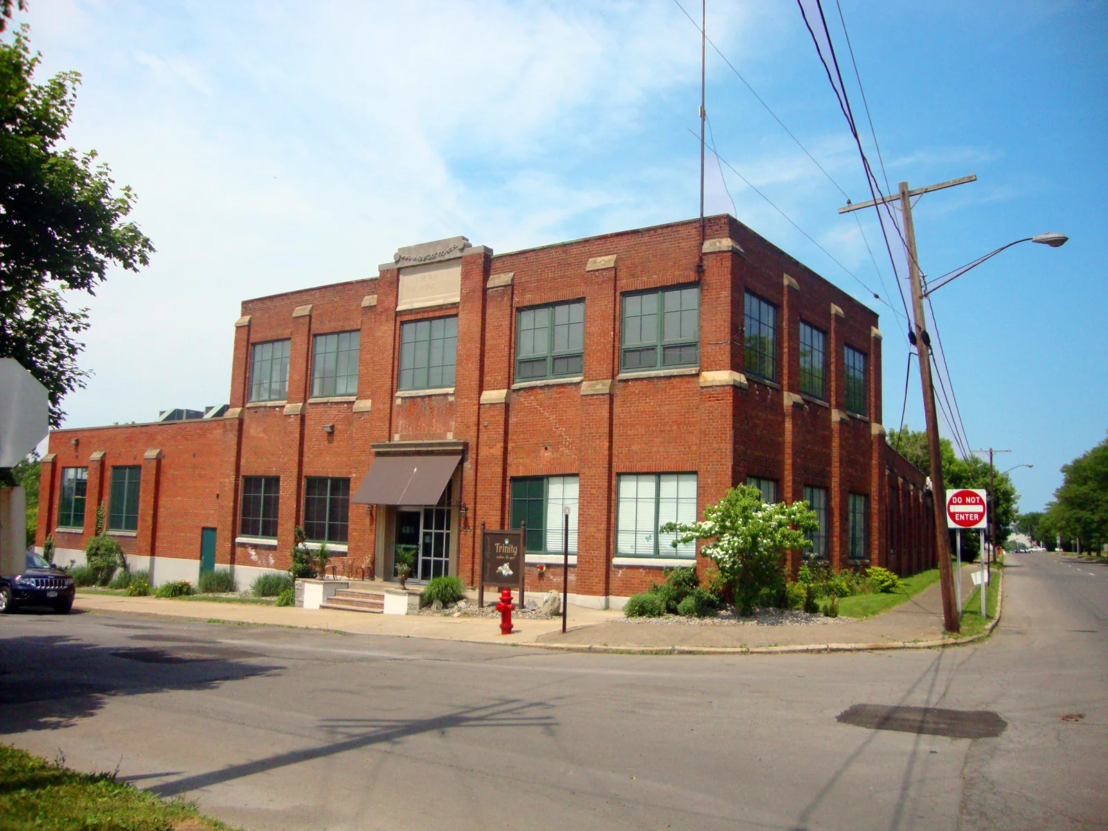 Retail in Syracuse, NY — Lease in Syracuse, NY, photo 1 of 1