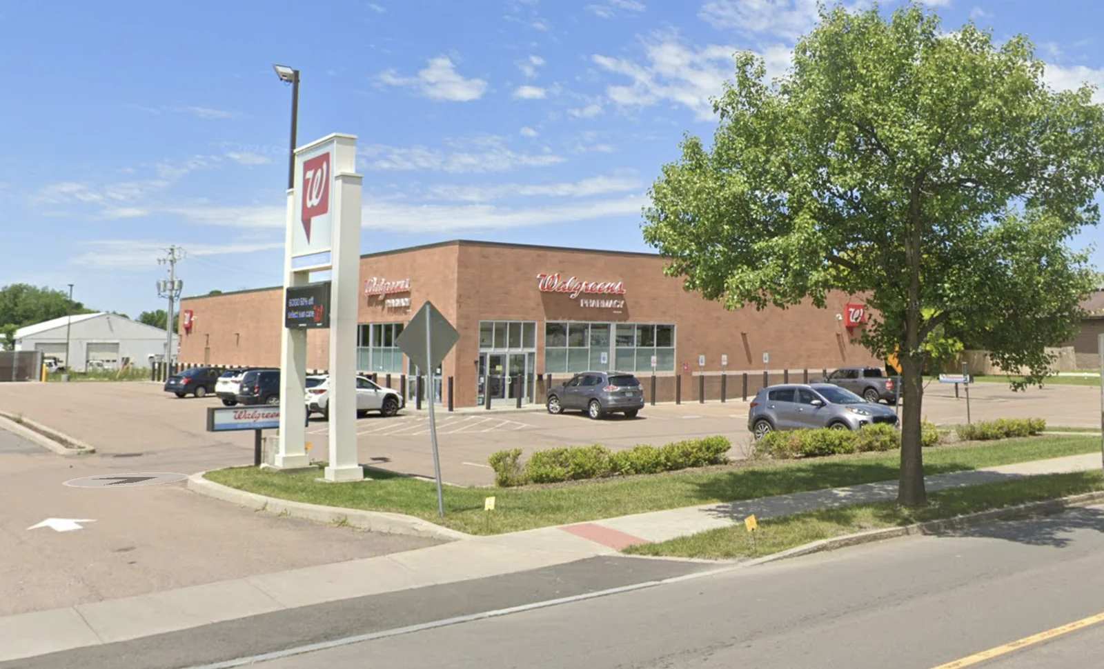 Freestanding Retail Space