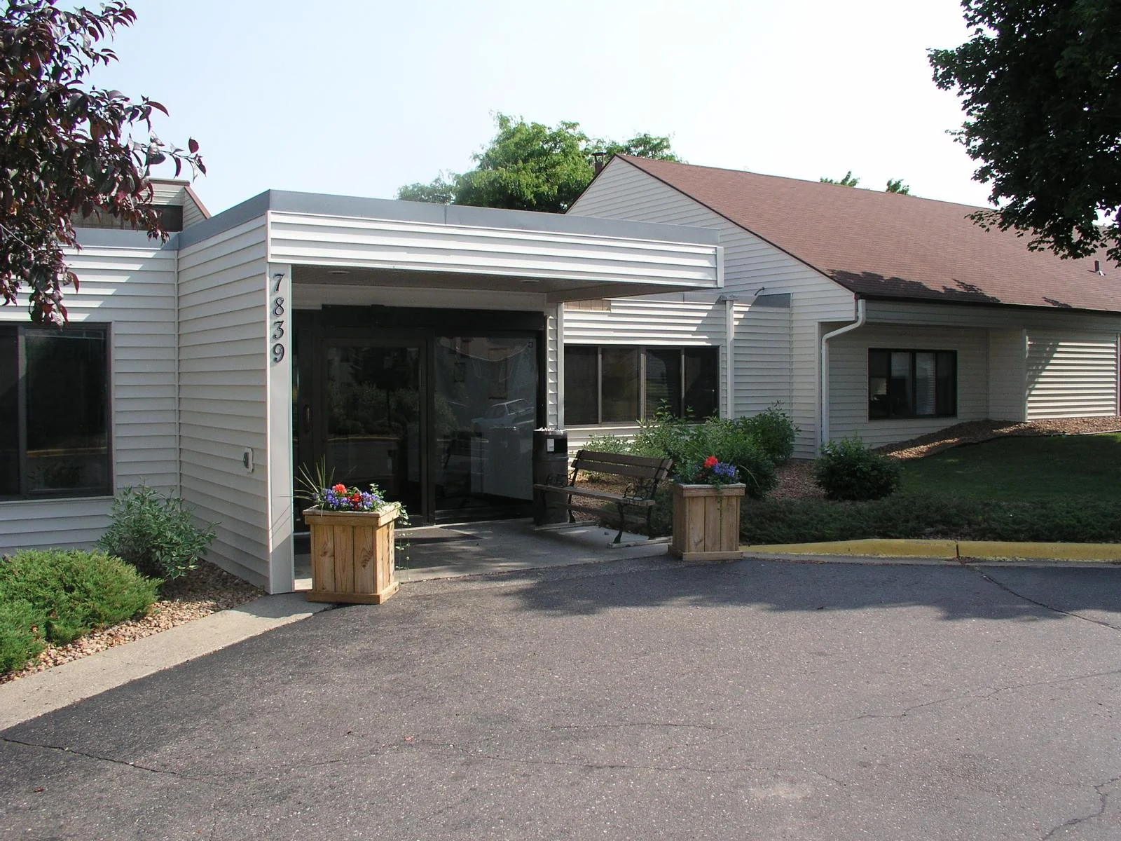 Office in Minneapolis, MN — Sale in Minneapolis, MN, photo 1 of 2