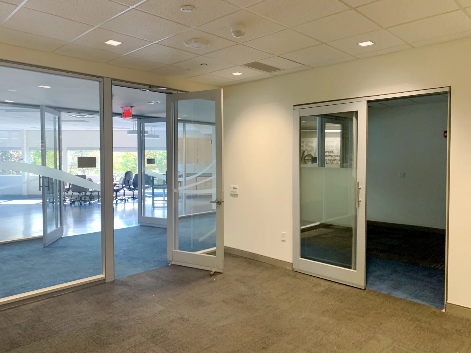 Office in Liverpool, NY — Lease in Liverpool, NY, photo 4 of 8