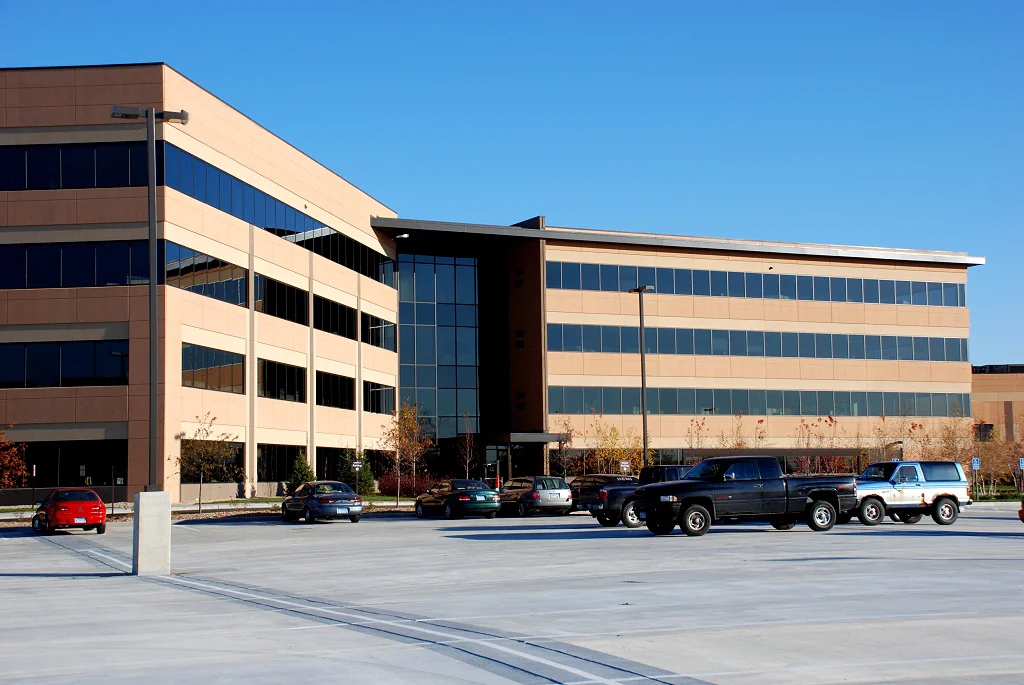 Office in Plymouth, MN — Sale in Plymouth, MN, photo 1 of 5