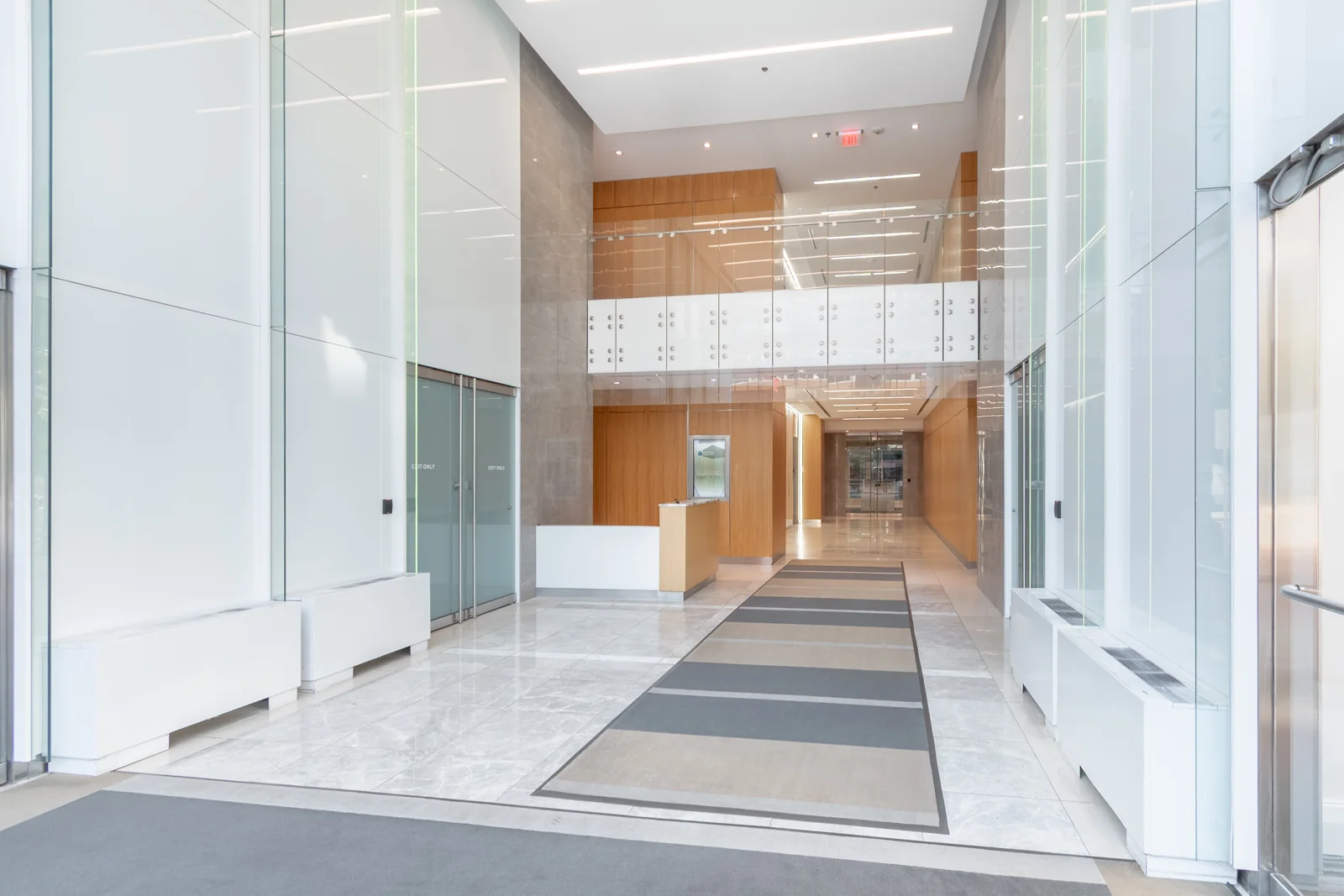 Arlington Square — Lease in Arlington, VA, photo 4 of 8