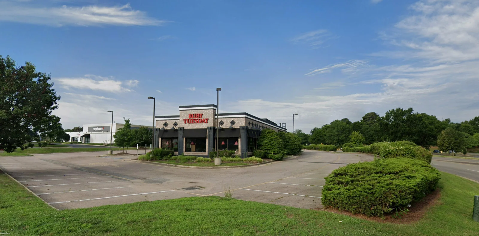 Retail in Mechanicsville, VA — Sale in Mechanicsville, VA, photo 2 of 2