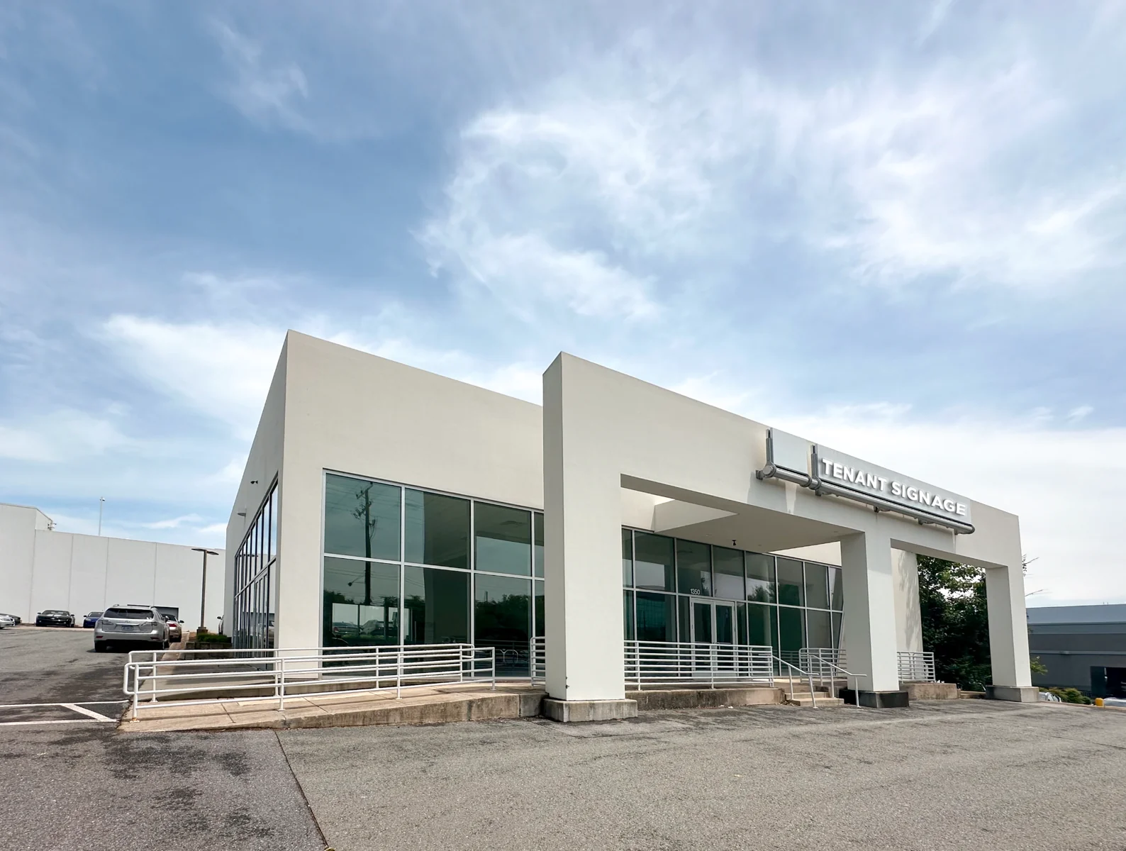 Retail in Rockville, MD — Lease in Rockville, MD, photo 1 of 1