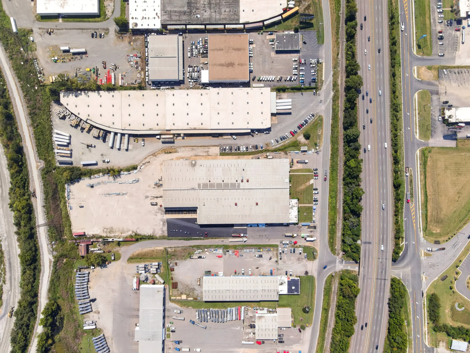 Industrial in Richmond, VA — Lease in Richmond, VA, photo 1 of 8