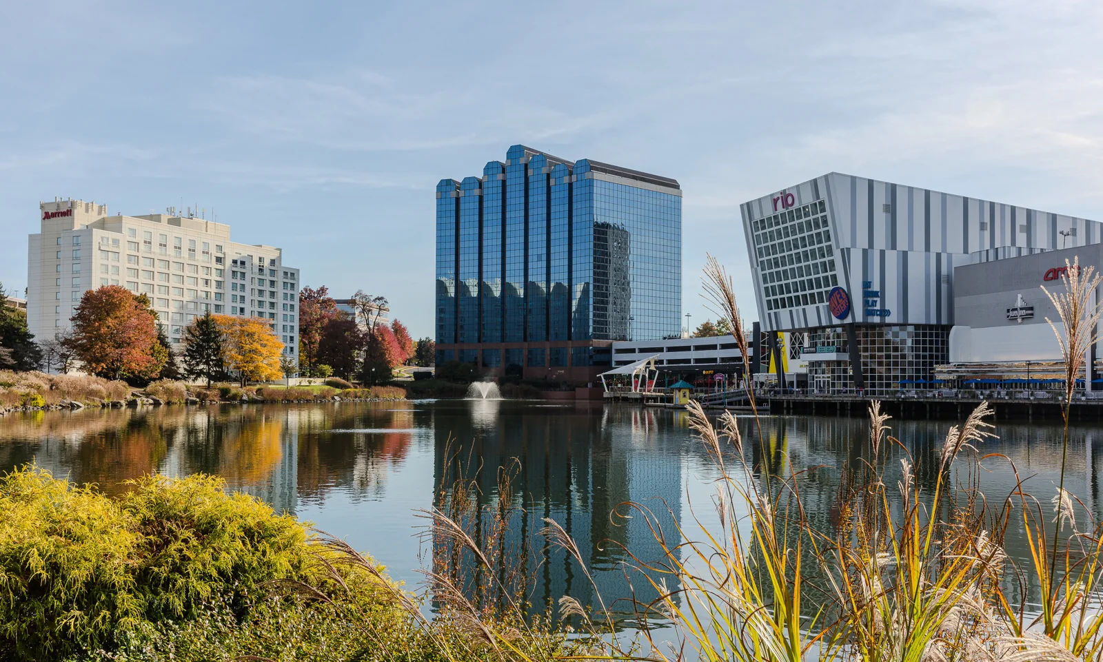 Waterfront at Washingtonian — Lease in Gaithersburg, MD, photo 1 of 8