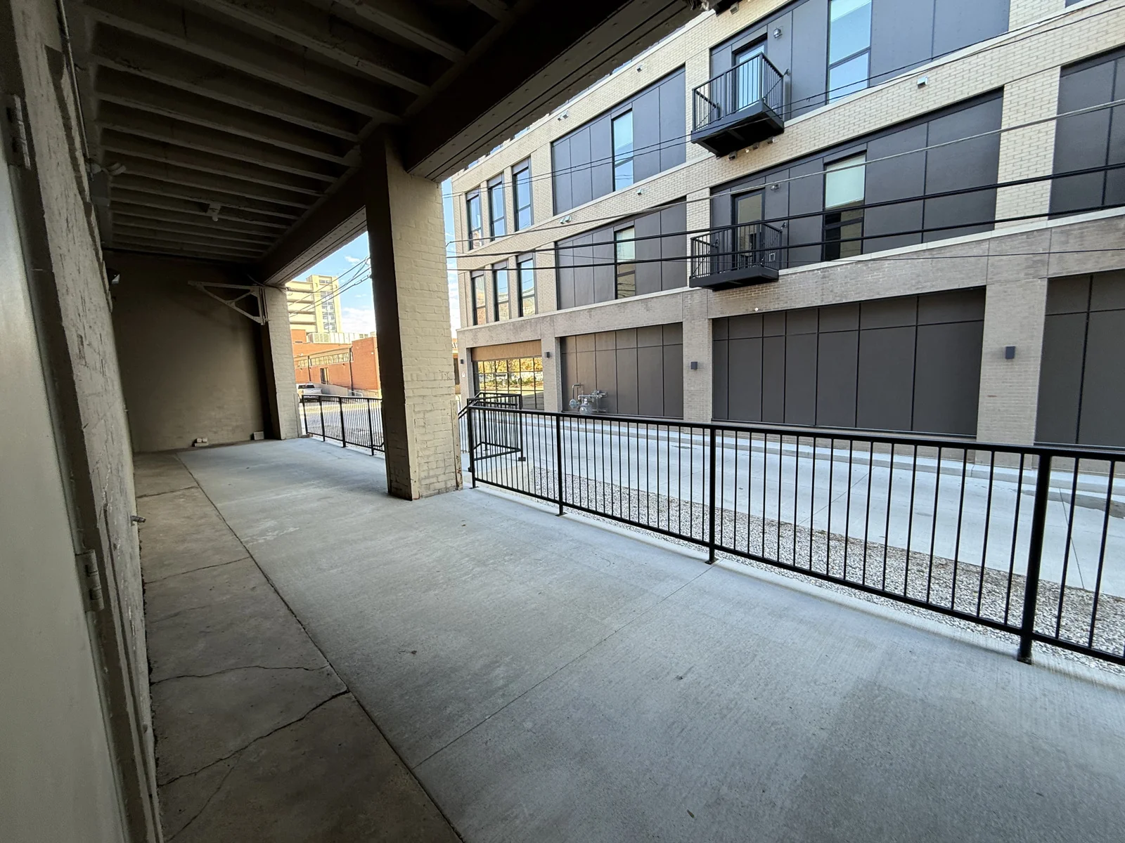 Property in Unknown, XX - photo 14 - Des Moines, IA