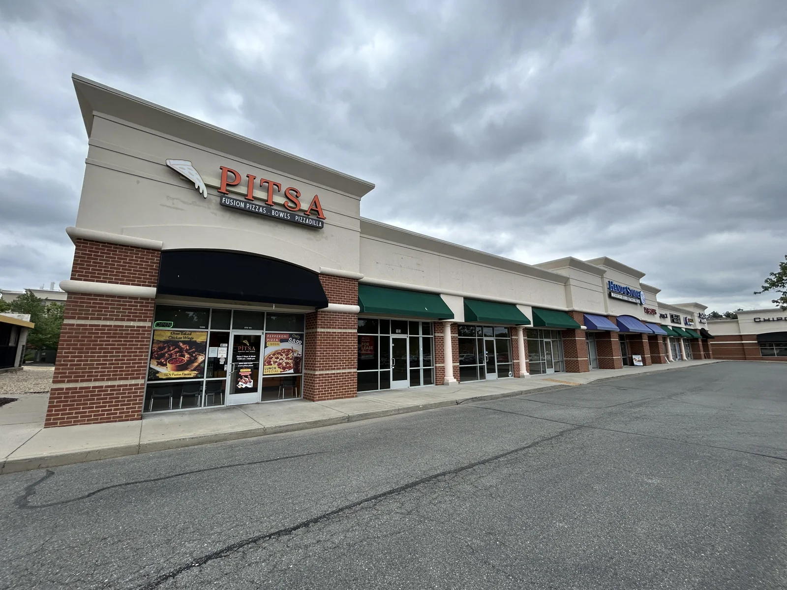 Virginia Center Station — Lease in Glen Allen, VA, photo 1 of 5