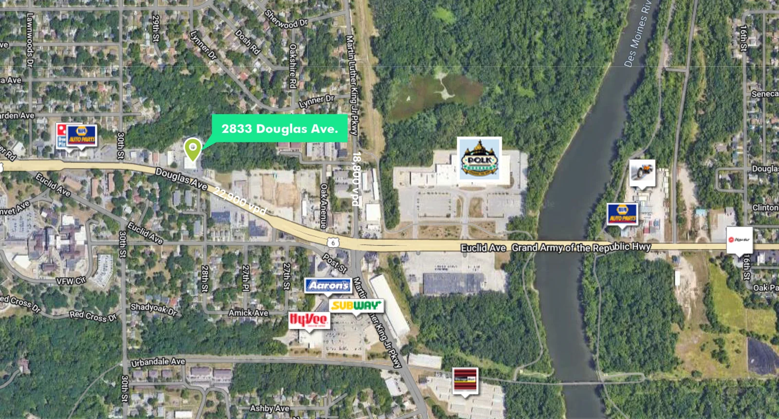 Retail in Des Moines, IA - photo 2 - Des Moines, IA