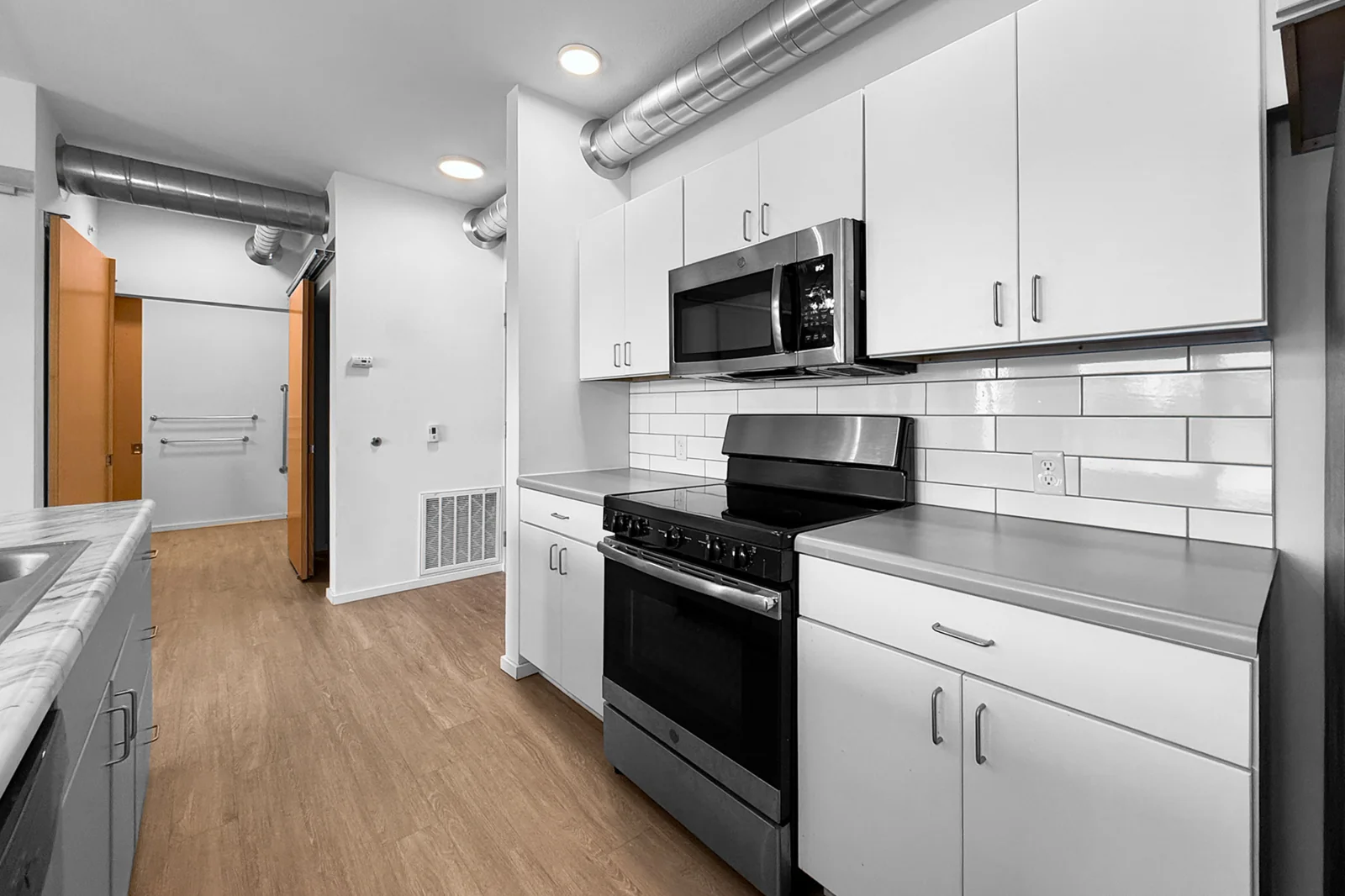 Property in Unknown, XX - photo 16 - Des Moines, IA