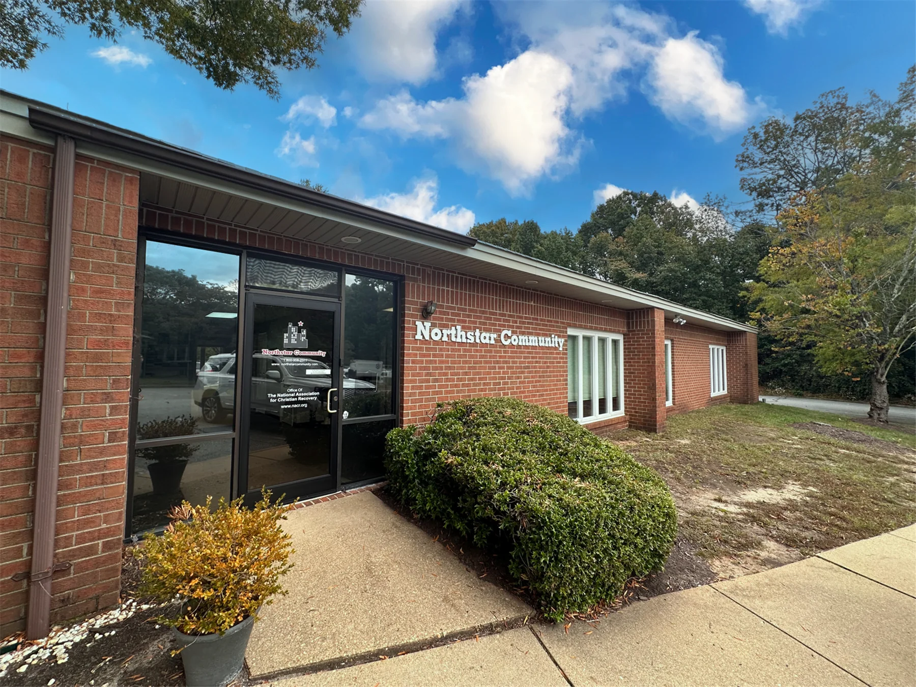 Southlake Office Park - office in Richmond, VA